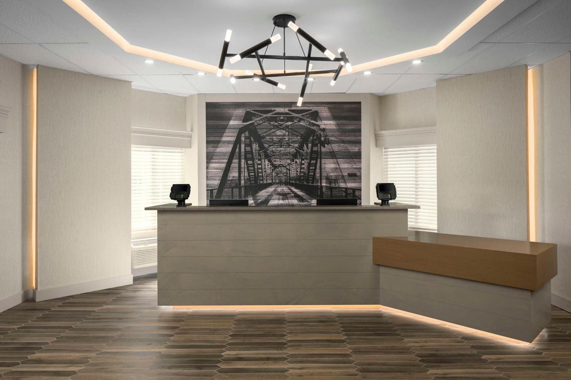 Doubletree By Hilton North Salem Hotel Bagian luar foto