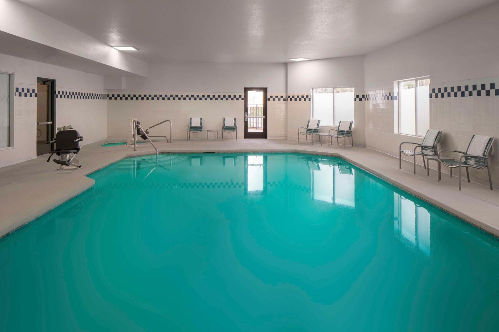 Doubletree By Hilton North Salem Hotel Bagian luar foto